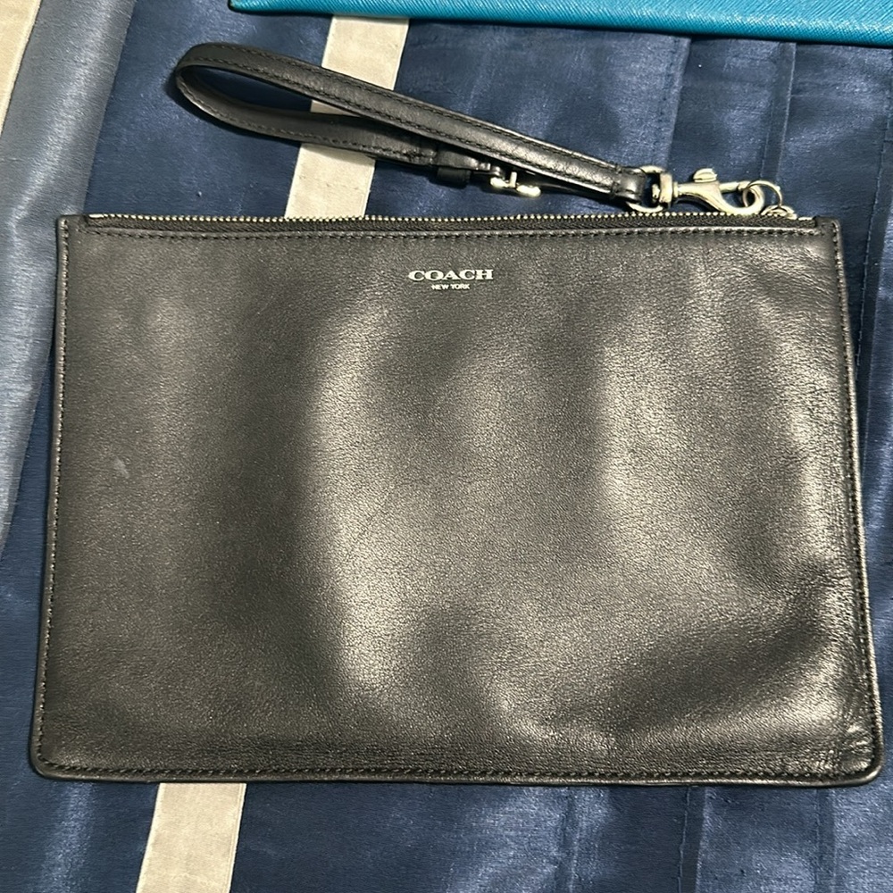 Purses - Picture 5 of 8